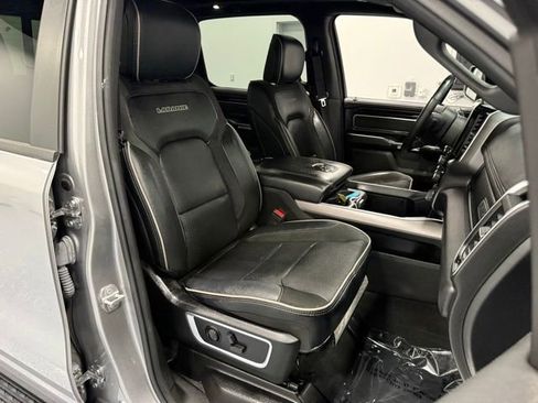 Used 2022 RAM 1500 Laramie AWD/4WD image 38