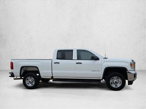 Used 2016 GMC Sierra 2500 4x4 Crew Cab w/ Sierra Convenience Package image 4