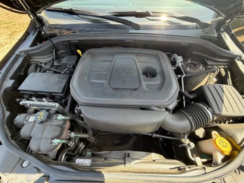 Used 2021 Jeep Grand Cherokee Laredo image 35