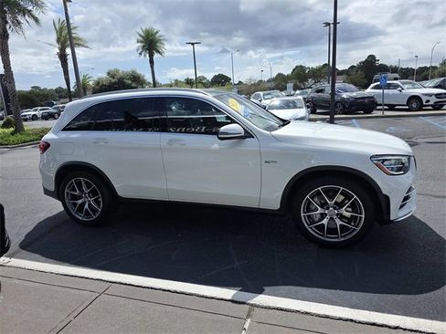 Certified 2022 Mercedes-Benz GLC 43 AMG 4MATIC image 5