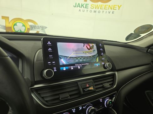 Used 2018 Honda Accord EX-L image 21