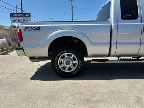 Used 2015 Ford F250 XLT w/ XLT Premium Package AWD/4WD image 19