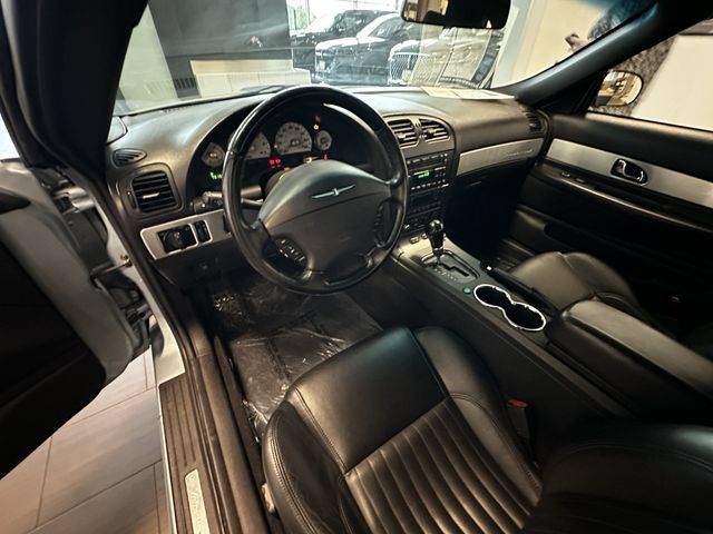 Used 2004 Ford Thunderbird RWD image 3