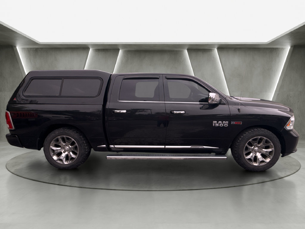 Used 2018 RAM 1500 Limited AWD/4WD image 2