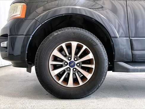 Used 2016 Ford Expedition XLT RWD image 6