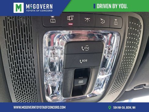 Used 2022 Mercedes-Benz GLB 250 4MATIC image 31