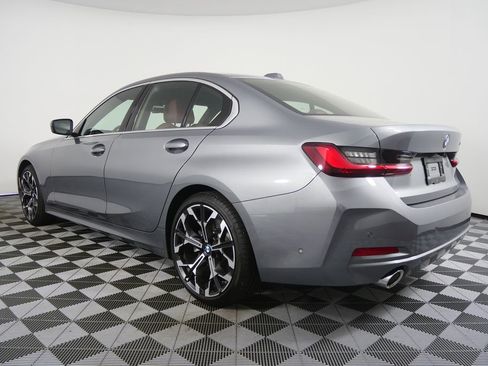 Certified 2025 BMW 330i Sedan image 5