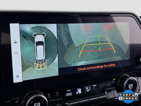 Used 2023 Toyota Highlander Platinum image 14