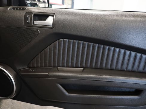 Used 2014 Ford Mustang Shelby GT500 w/ Equipment Group 821A image 32