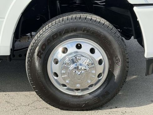 Used 2024 RAM 3500 Limited image 7