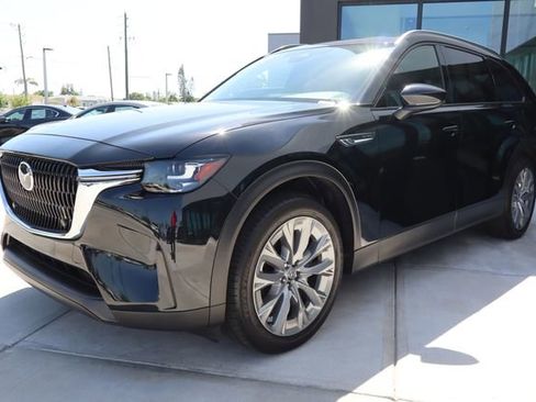 Used 2026 MAZDA CX-90 3.3 Turbo w/ Preferred Package AWD/4WD image 8
