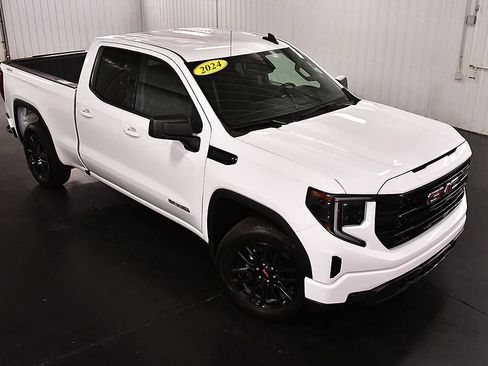 Used 2024 GMC Sierra 1500 Elevation AWD/4WD image 13