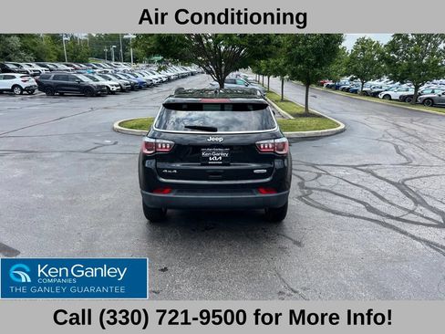 Used 2019 Jeep Compass Latitude AWD/4WD image 12
