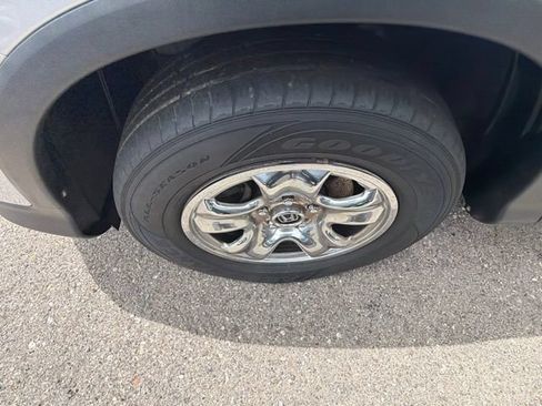 Used 2016 Honda CR-V LX image 25