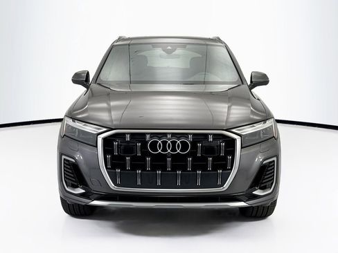Certified 2025 Audi Q7 2.0T Premium Plus w/ Premium Plus Package image 2