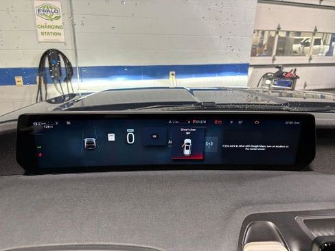 Certified 2025 Ford Expedition Max Active image 9