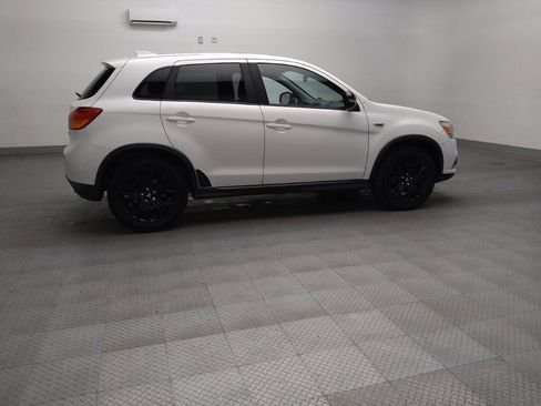 Used 2017 Mitsubishi Outlander Sport ES FWD image 10