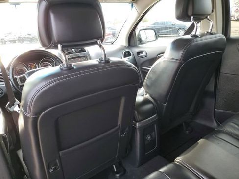 Used 2015 Dodge Journey Crossroad w/ Flexible Seating Group image 29