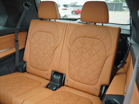 New 2026 BMW X7 xDrive40i w/ M Sport Package image 19