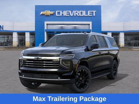 New 2026 Chevrolet Suburban LT w/ Comfort Package AWD/4WD image 7