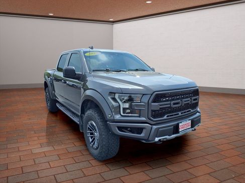 Used 2019 Ford F150 Raptor AWD/4WD image 2