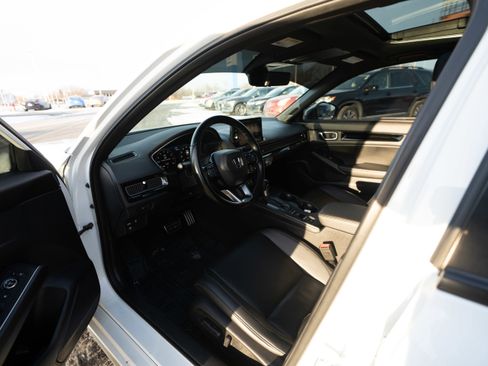 Used 2022 Honda Civic Sport Touring image 8