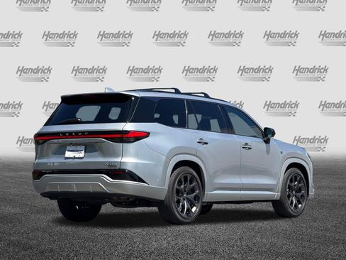 Used 2025 Lexus TX 500h AWD w/ Technology Package image 5