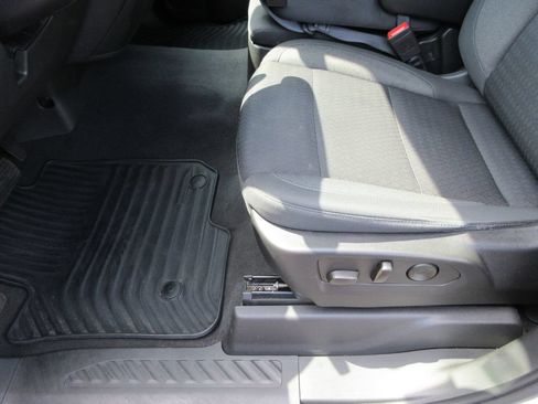 Certified 2022 Chevrolet Silverado 1500 Custom AWD/4WD image 20