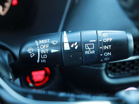 Used 2024 Honda HR-V EX-L image 22