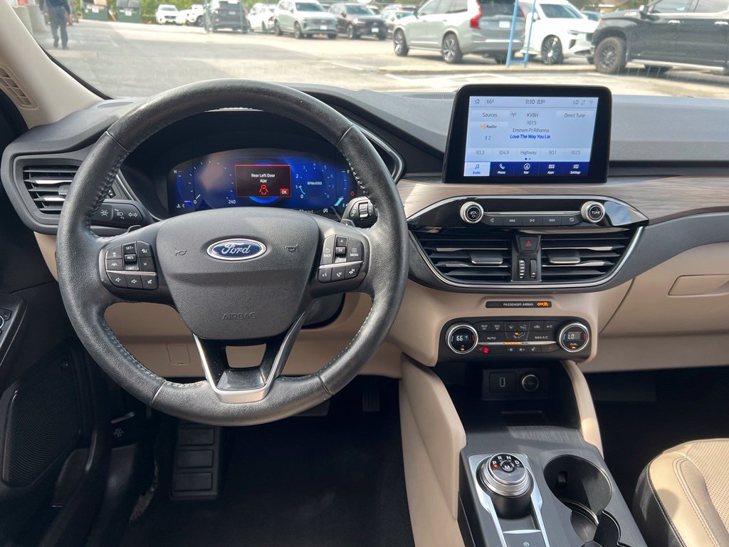 Used 2020 Ford Escape Titanium AWD/4WD image 22