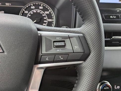 New 2026 Mitsubishi Outlander LE FWD image 28