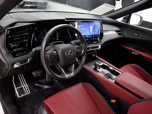 Used 2024 Lexus RX 500h F Sport w/ Convenience Package image 21