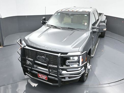 Used 2024 Ford F350 Lariat w/ FX4 Off-Road Package image 39