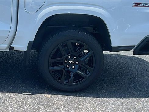 New 2025 Chevrolet Colorado Z71 w/ Technology Package image 9