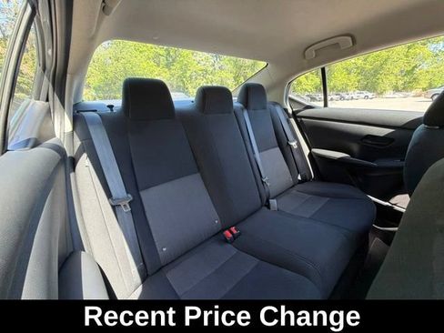 Used 2024 Nissan Sentra SV FWD image 22