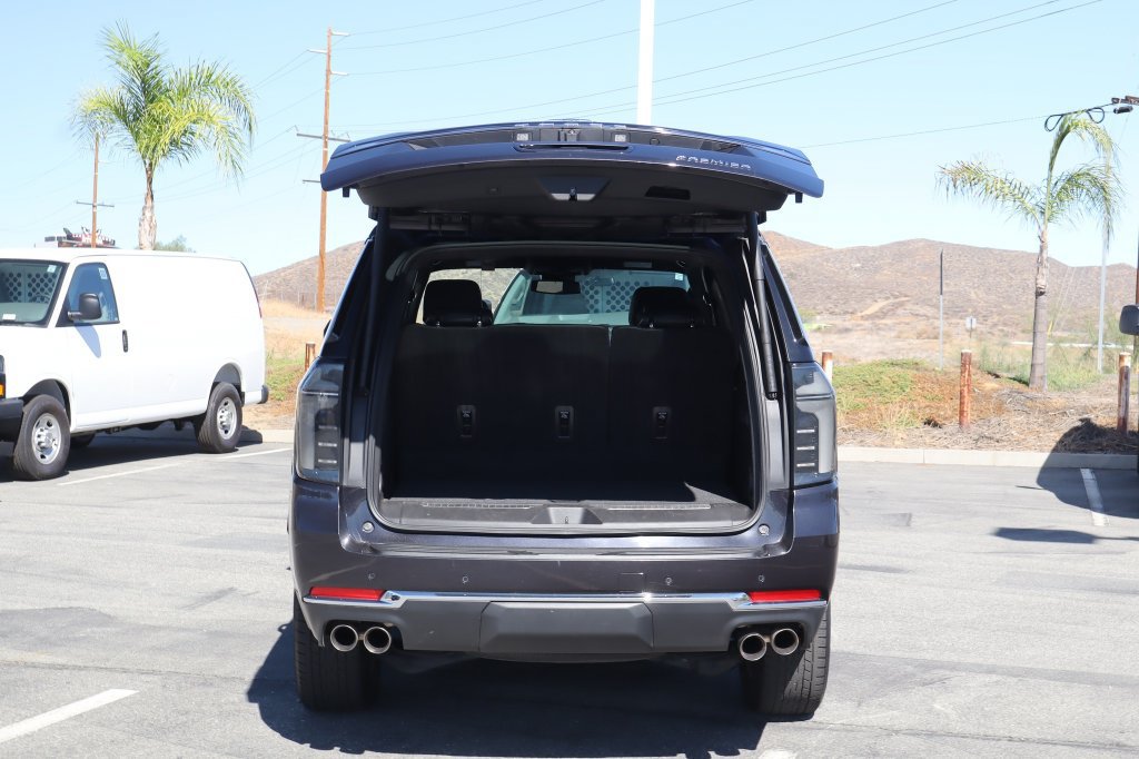 Used 2025 Chevrolet Tahoe Premier RWD image 36