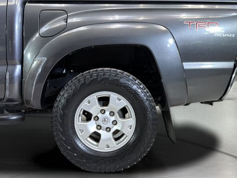 Used 2010 Toyota Tacoma PreRunner RWD image 37