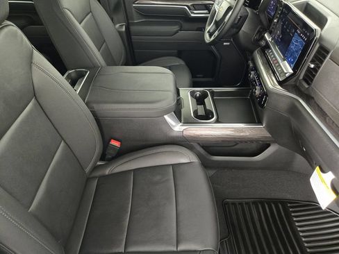 New 2026 Chevrolet Silverado 2500 LTZ w/ LTZ Premium Texas Edition AWD/4WD image 16