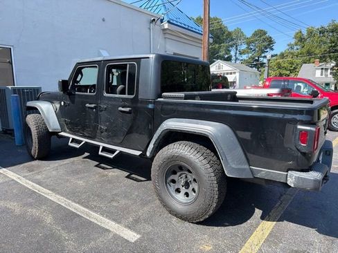 Used 2020 Jeep Gladiator Sport w/ Quick Order Package 24S AWD/4WD image 4