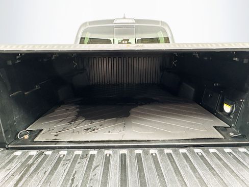 Used 2021 Toyota Tacoma TRD Off-Road image 23