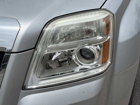 Used 2013 GMC Terrain SLE FWD image 11