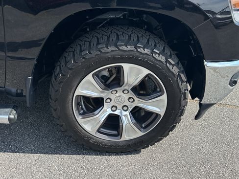 Used 2023 RAM 1500 Laramie AWD/4WD image 16