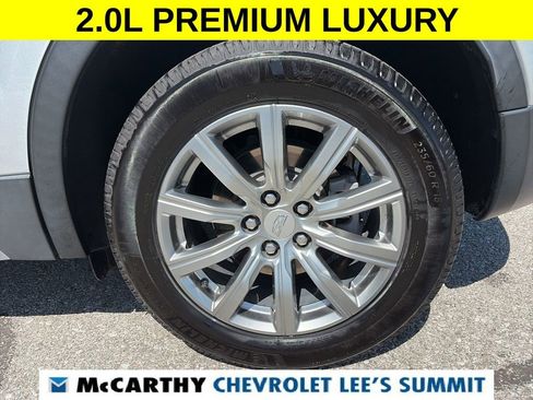 Used 2021 Cadillac XT4 Premium Luxury w/ Cold Weather Package FWD image 16