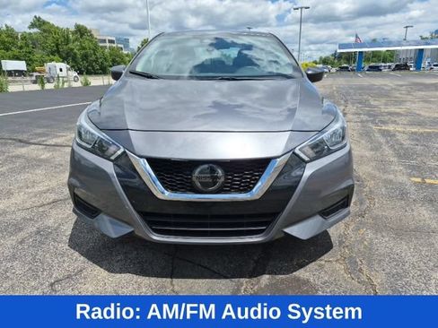 Used 2020 Nissan Versa S FWD image 2