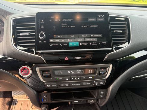 Used 2025 Honda Ridgeline Black Edition image 31