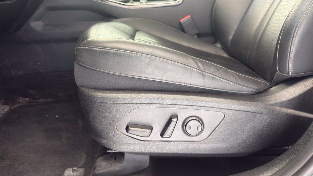 Used 2023 Kia Sorento SX AWD/4WD image 25