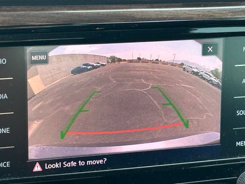 Used 2022 Volkswagen Passat 2.0T FWD image 14