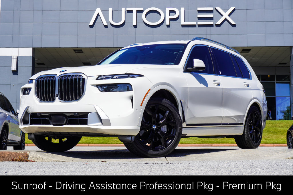 Used 2025 BMW X7 xDrive40i AWD/4WD image 1