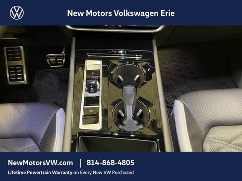 New 2026 Volkswagen Atlas Peak Edition AWD/4WD image 11