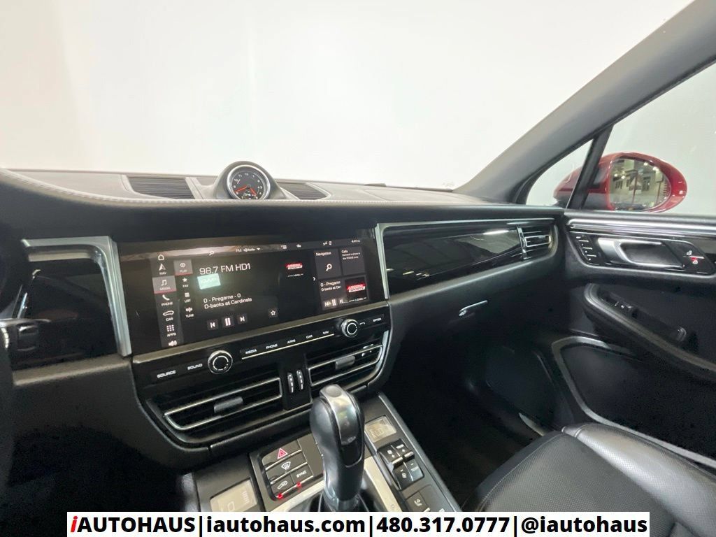 Used 2021 Porsche Macan S AWD/4WD image 26